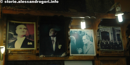 Atatürk al Bazar delle Spezie di İstanbul