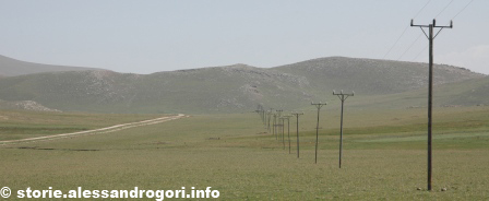 strada per Dogubayazit tra Kars e Igdir 7